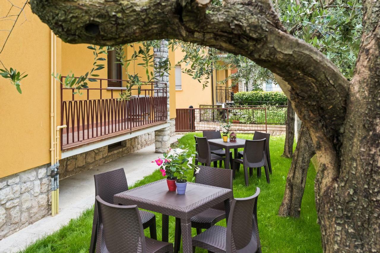 Ortaglia B2 Apartment Torri Del Benaco Exterior photo